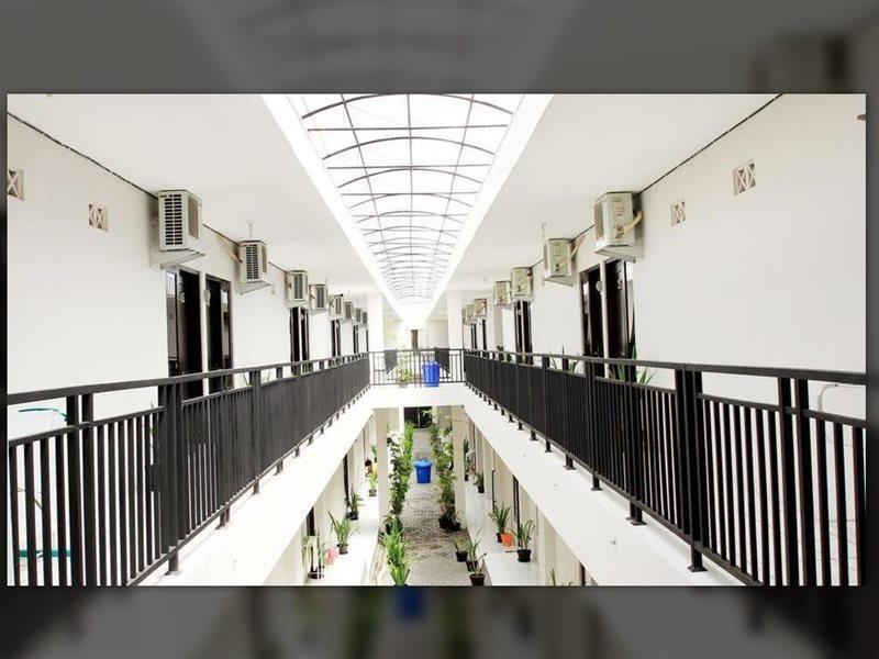 D'Paragon Pringwulung Maguwo ภายนอก รูปภาพ